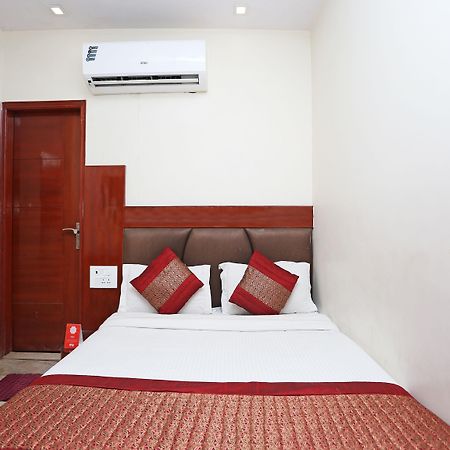 Oyo 6169 Hotel Prem Deluxe Νέο Δελχί Εξωτερικό φωτογραφία