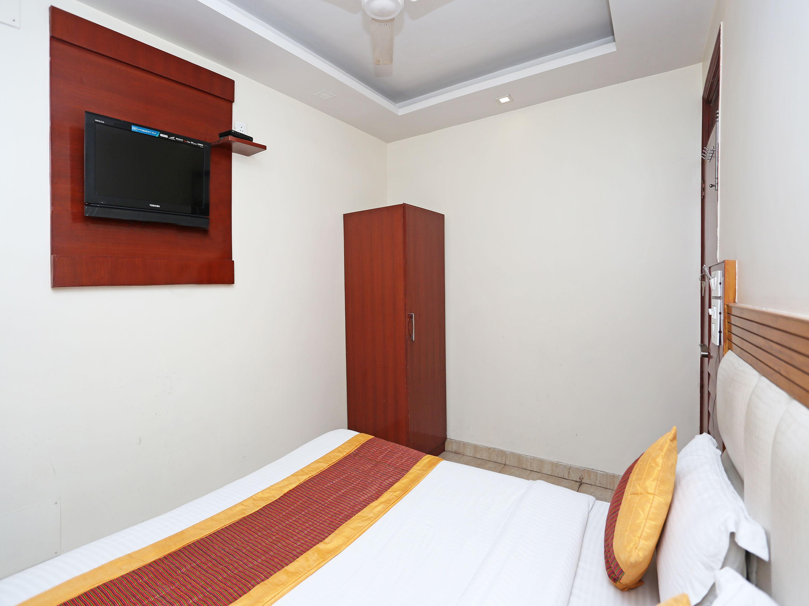 Oyo 6169 Hotel Prem Deluxe Νέο Δελχί Εξωτερικό φωτογραφία